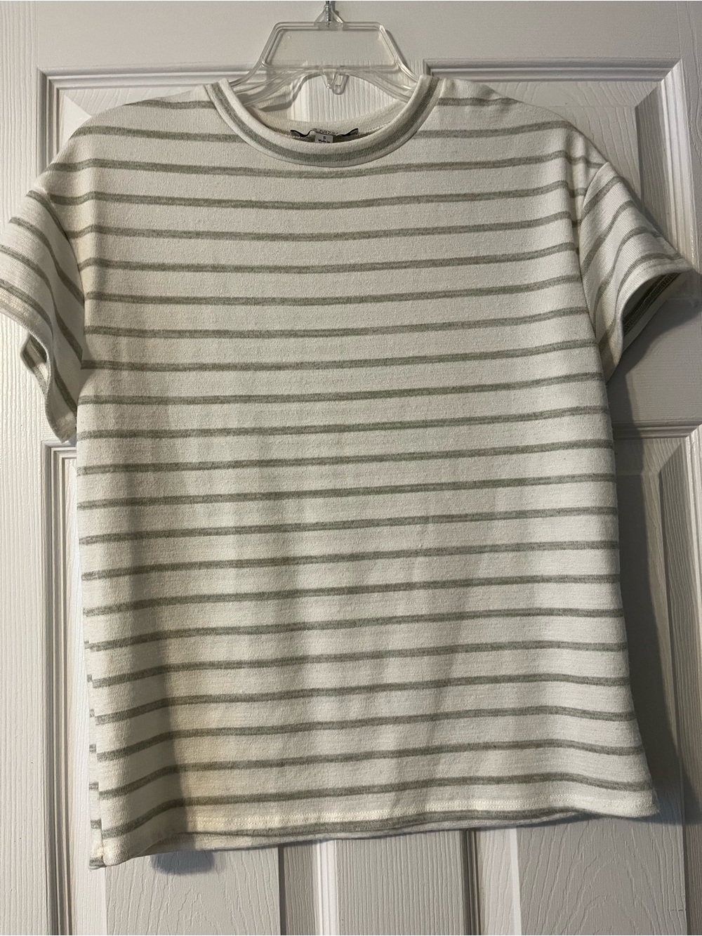 Green Envelope Short-Sleeve Crewneck Tee - White & Light Gray Stripes